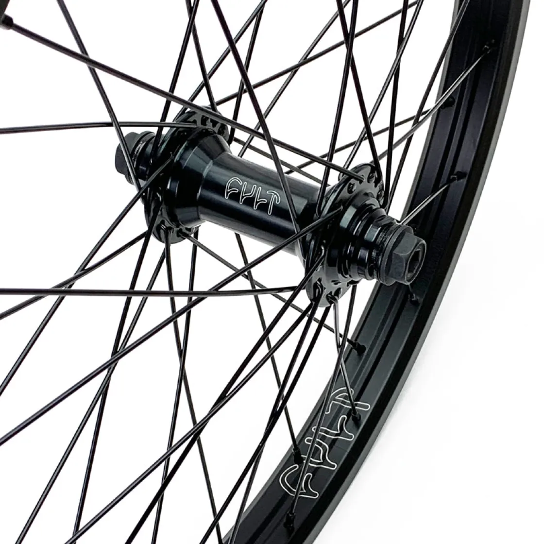 Devotion Front Wheel<CULT CREW Clearance