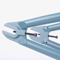 Vick Behm Race Frame / battleship grey<CULT CREW Online